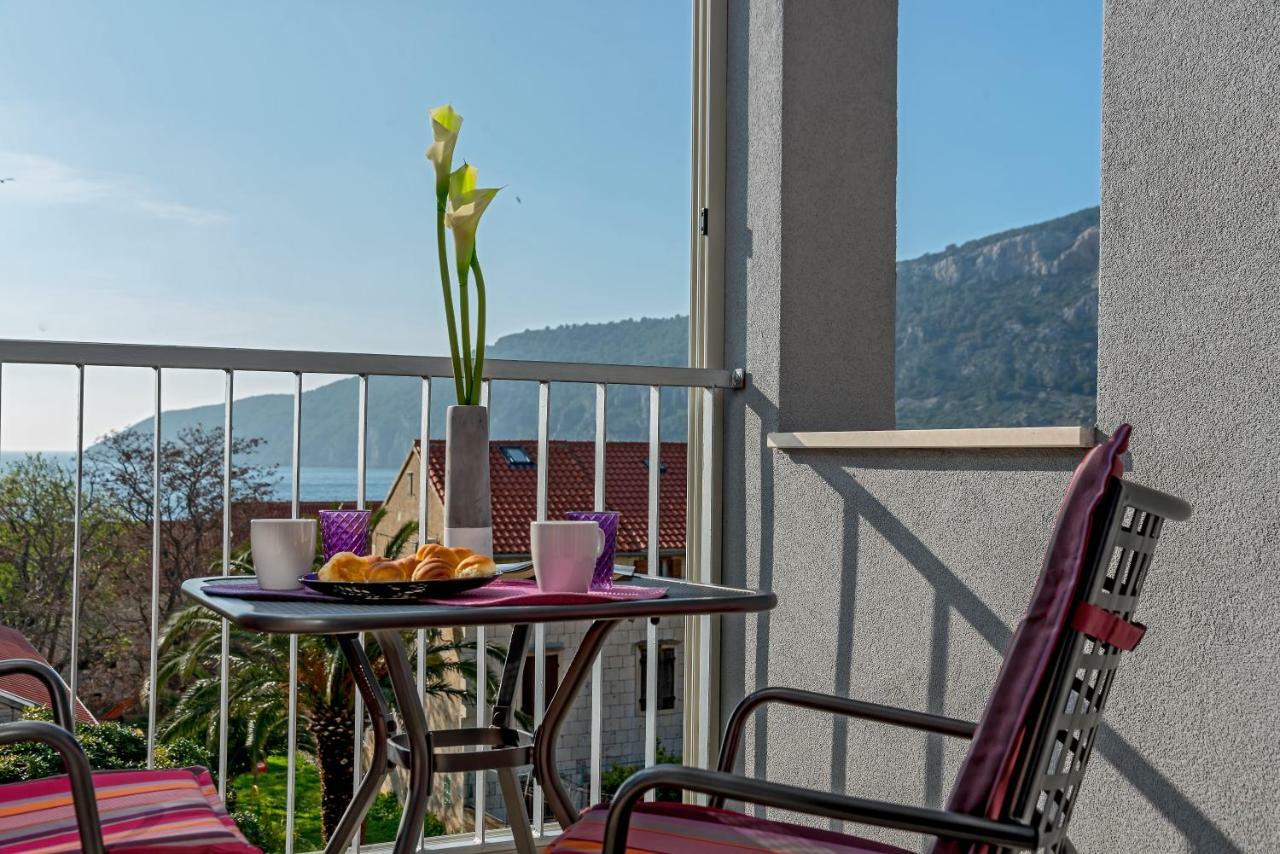 Villa Kala Komiža المظهر الخارجي الصورة