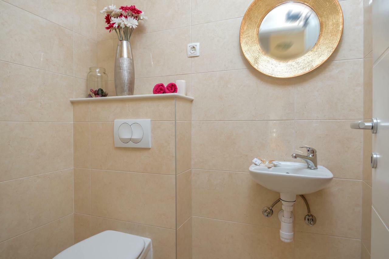 Villa Kala Komiža المظهر الخارجي الصورة